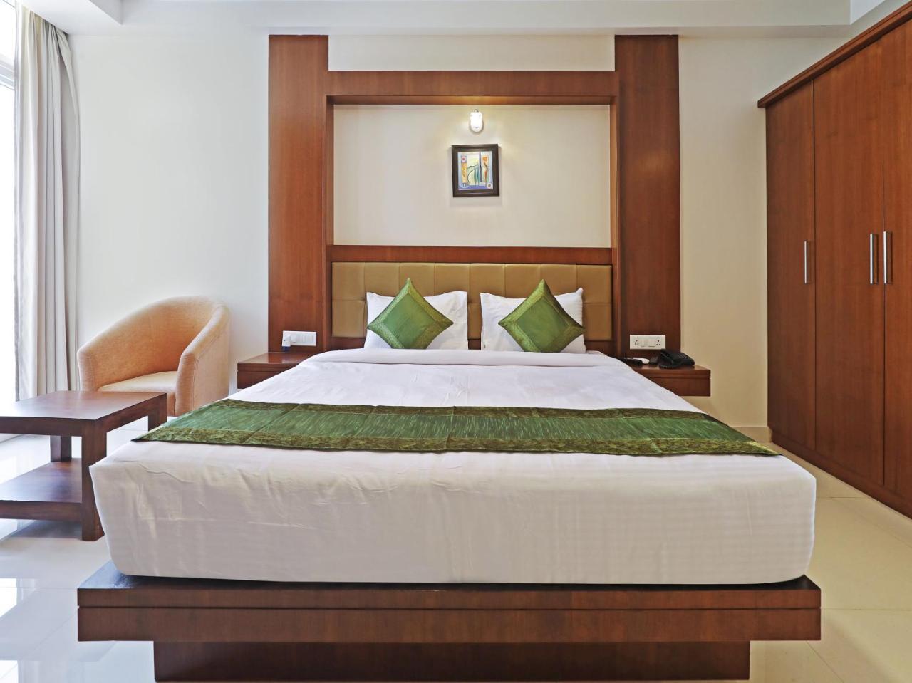 Treebo Akshaya Bull Temple Hotel บังกาลอร์ ภายนอก รูปภาพ