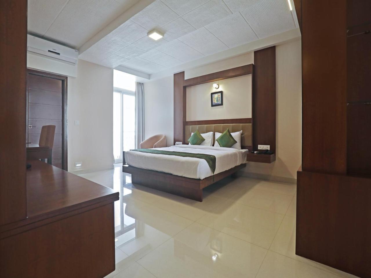 Treebo Akshaya Bull Temple Hotel บังกาลอร์ ภายนอก รูปภาพ