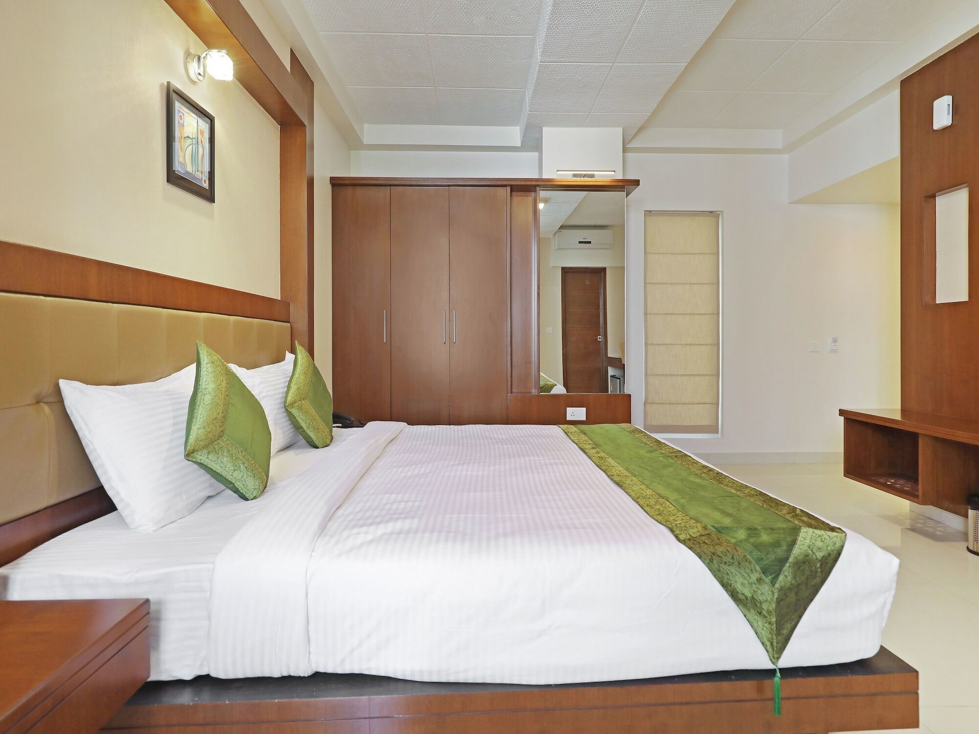 Treebo Akshaya Bull Temple Hotel บังกาลอร์ ภายนอก รูปภาพ